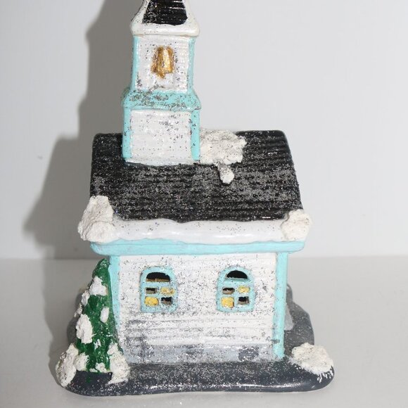 Christmas village church and DOES NOT come with lighted cord - Picture 3 of 8